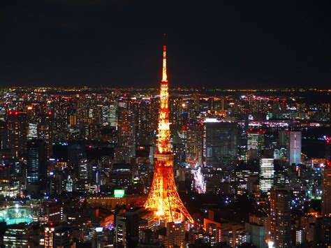 places near usa that are similar to tokyo